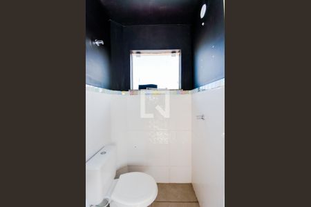 Banheiro Social 1 de casa para alugar com 1 quarto, 120m² em Jardim Pinhal, Guarulhos