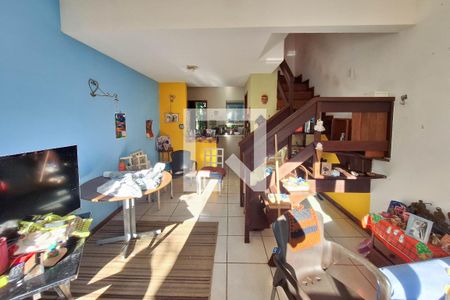 Sala de casa para alugar com 2 quartos, 60m² em Engenho do Mato, Niterói