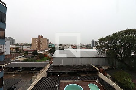Vista da Suíte de apartamento à venda com 3 quartos, 167m² em Vila Ipiranga, Porto Alegre