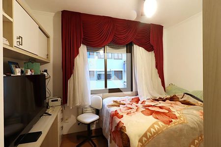 Quarto de apartamento à venda com 3 quartos, 94m² em Vila Ipiranga, Porto Alegre