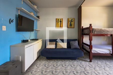 Sala/Quarto de apartamento para alugar com 1 quarto, 60m² em Cidade Ocian, Praia Grande