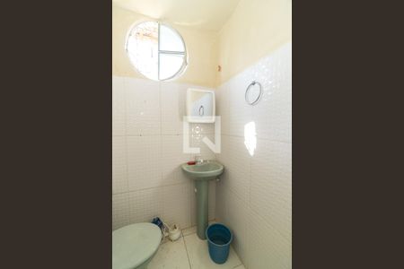 Banheiro de apartamento para alugar com 1 quarto, 50m² em Bangu, Rio de Janeiro