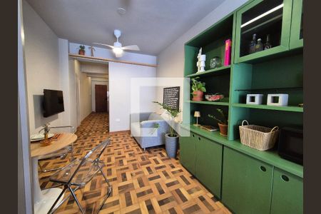 Sala de kitnet/studio para alugar com 1 quarto, 40m² em Bela Vista, São Paulo