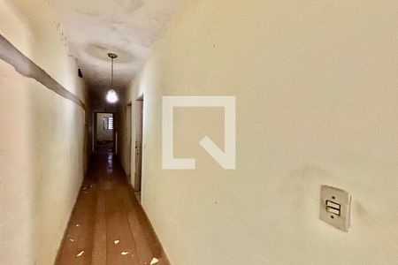 Corredor de casa à venda com 4 quartos, 350m² em Vila Nova Savoia, São Paulo