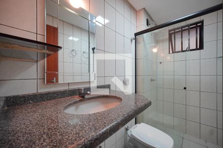 Banheiro de apartamento para alugar com 1 quarto, 40m² em Balneario, Florianópolis