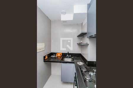Sala, cozinha e área de serviço de apartamento à venda com 2 quartos, 32m² em Jardim Pereira Leite, São Paulo