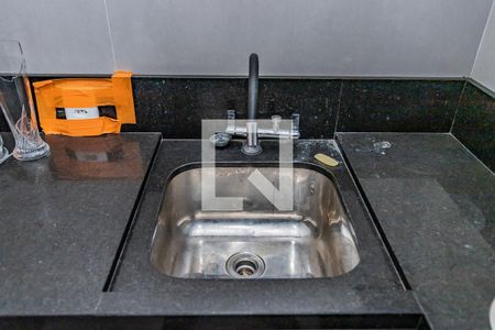 Sala, cozinha e área de serviço de apartamento à venda com 2 quartos, 32m² em Jardim Pereira Leite, São Paulo