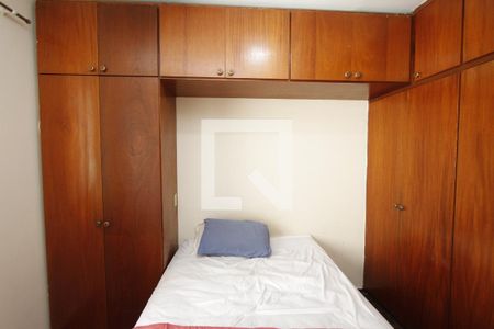 Quarto 1 de apartamento à venda com 2 quartos, 53m² em Carlos Prates, Belo Horizonte