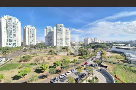 Vista  de apartamento à venda com 3 quartos, 188m² em Jardim das Perdizes, São Paulo
