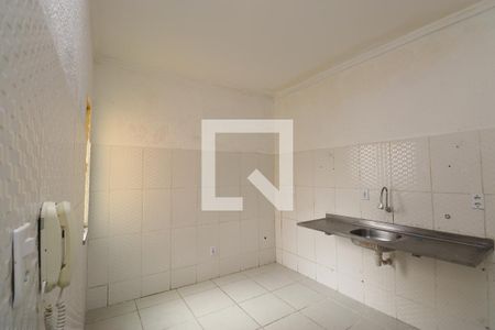 Cozinha de apartamento para alugar com 3 quartos, 80m² em Praia do Flamengo, Salvador