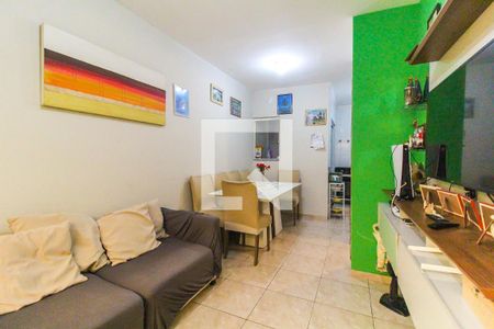 Sala de casa de condomínio à venda com 2 quartos, 65m² em Parada Xv de Novembro, São Paulo