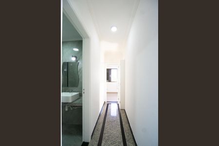 Corredor dos quartos de apartamento à venda com 2 quartos, 80m² em Vila Nova Savoia, São Paulo
