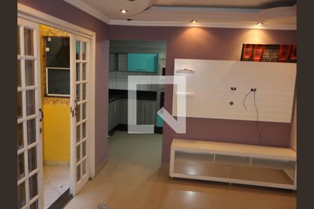 Sala de casa para alugar com 3 quartos, 210m² em Vila Rica, São Paulo