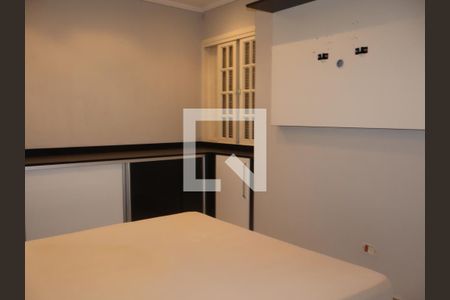 Suíte de casa para alugar com 3 quartos, 210m² em Vila Rica, São Paulo