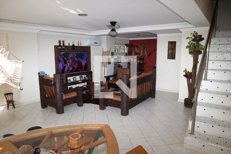 sala de casa à venda com 4 quartos, 210m² em Recreio dos Bandeirantes, Rio de Janeiro