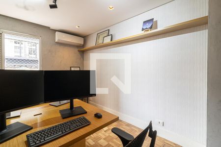 Escritório de apartamento à venda com 3 quartos, 107m² em Chácara Itaim, São Paulo