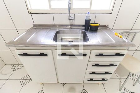 Cozinha de casa para alugar com 2 quartos, 100m² em Vila Campanela, São Paulo
