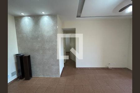 Corredor de apartamento para alugar com 2 quartos, 65m² em Todos Os Santos, Rio de Janeiro