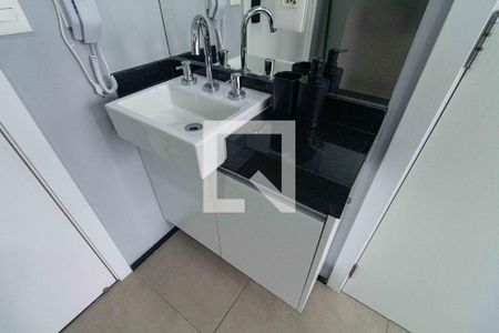 Banheiro de kitnet/studio à venda com 0 quarto, 17m² em Liberdade, São Paulo