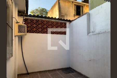 Quintal de casa de condomínio para alugar com 2 quartos, 50m² em Taquara, Rio de Janeiro
