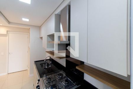 Cozinha de apartamento à venda com 2 quartos, 61m² em Taquaral, Campinas