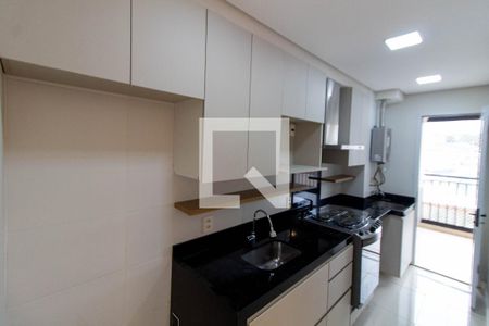 Cozinha de apartamento à venda com 2 quartos, 61m² em Taquaral, Campinas