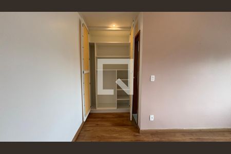 Suite 1 de apartamento para alugar com 2 quartos, 72m² em Valparaíso, Petrópolis
