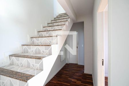 Corredor de apartamento para alugar com 2 quartos, 136m² em Castelo, Belo Horizonte