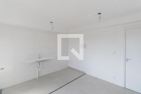 Sala/Cozinha de apartamento para alugar com 2 quartos, 42m² em Vila Gustavo, São Paulo