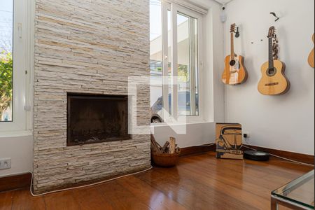 Sala de casa à venda com 3 quartos, 280m² em Vila Ida, São Paulo