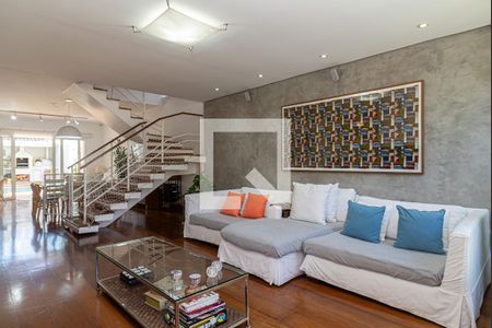 Sala de casa à venda com 3 quartos, 280m² em Vila Ida, São Paulo