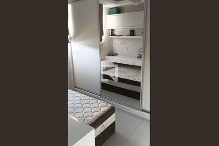 Apartamento para alugar com 2 quartos, 50m² em Parque Joquei Club, Campos dos Goytacazes