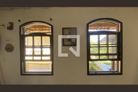 Sala de casa de condomínio para alugar com 3 quartos, 65m² em Caminho de Búzios, Cabo Frio