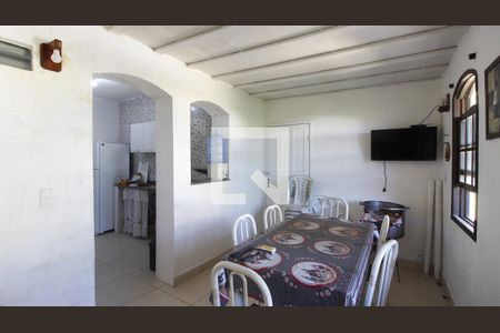 Sala de casa de condomínio para alugar com 3 quartos, 65m² em Caminho de Búzios, Cabo Frio
