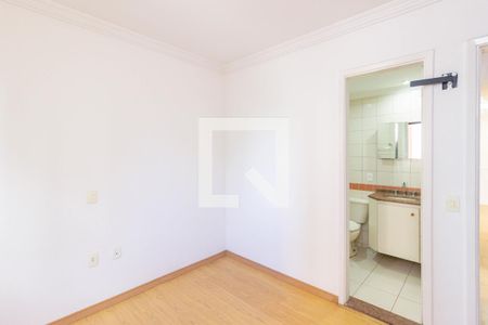 Quarto 1 de apartamento para alugar com 3 quartos, 76m² em Jardim Iris, São Paulo