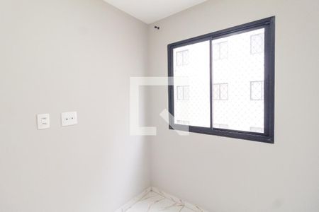Quarto 1 de apartamento para alugar com 2 quartos, 37m² em Veloso, Osasco
