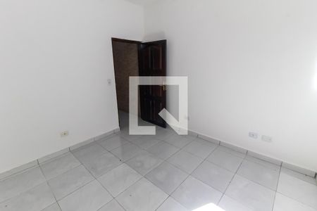 Quarto 1 de casa para alugar com 2 quartos, 52m² em Jardim Maria Duarte, São Paulo