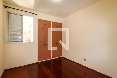 Quarto de apartamento para alugar com 3 quartos, 85m² em Chácara da Barra, Campinas