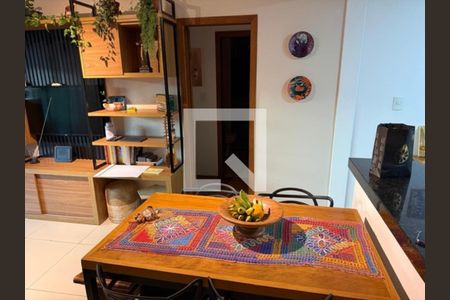 Apartamento para alugar com 2 quartos, 82m² em Teixeiras, Juiz de Fora
