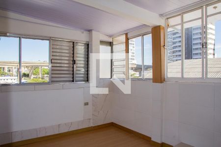 Casa para alugar com 1 quarto, 35m² em Vila Ema, São Paulo
