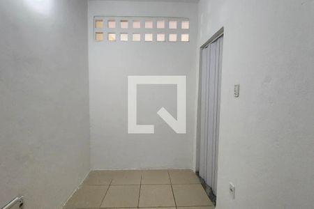 Quarto de casa para alugar com 1 quarto, 60m² em Portal dos Gramados, Guarulhos