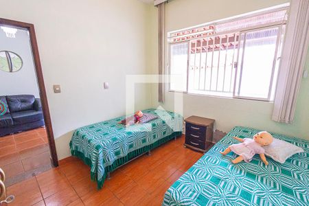 quarto 1 de casa à venda com 5 quartos, 269m² em Vila Cloris, Belo Horizonte