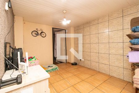 Quarto 1 de casa de condomínio para alugar com 2 quartos, 70m² em Sítio Cercado, Curitiba