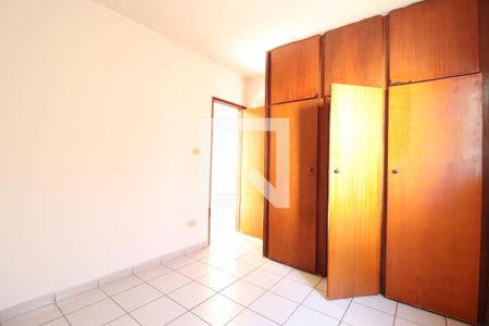 Quarto 1 de apartamento para alugar com 3 quartos, 85m² em Martins, Uberlândia