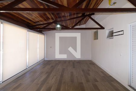 Varanda de casa para alugar com 3 quartos, 180m² em Parque Independencia, São Paulo