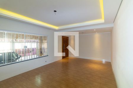 Sala de casa para alugar com 3 quartos, 180m² em Parque Independencia, São Paulo