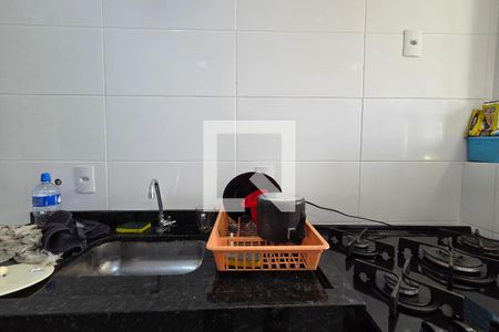 Cozinha de apartamento para alugar com 2 quartos, 100m² em Guilhermina, Praia Grande