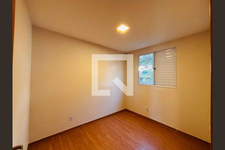 Quarto 1 de apartamento à venda com 2 quartos, 40m² em Chácara Estela, Barueri