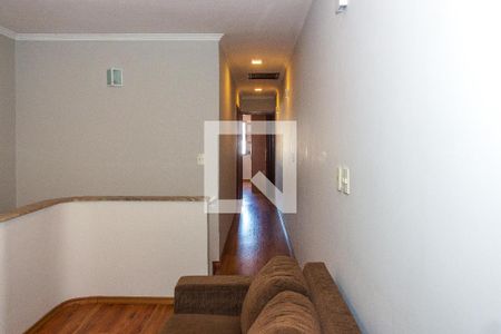 Sala de TV de casa para alugar com 3 quartos, 240m² em Vila do Castelo, São Paulo