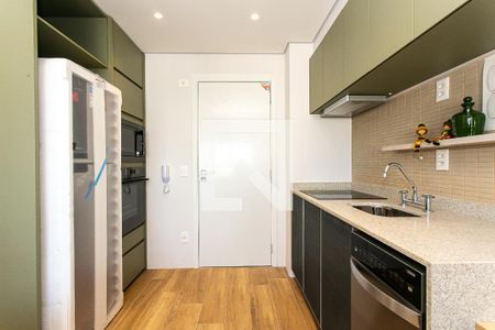 Cozinha de apartamento à venda com 1 quarto, 37m² em Vila Anglo Brasileira, São Paulo